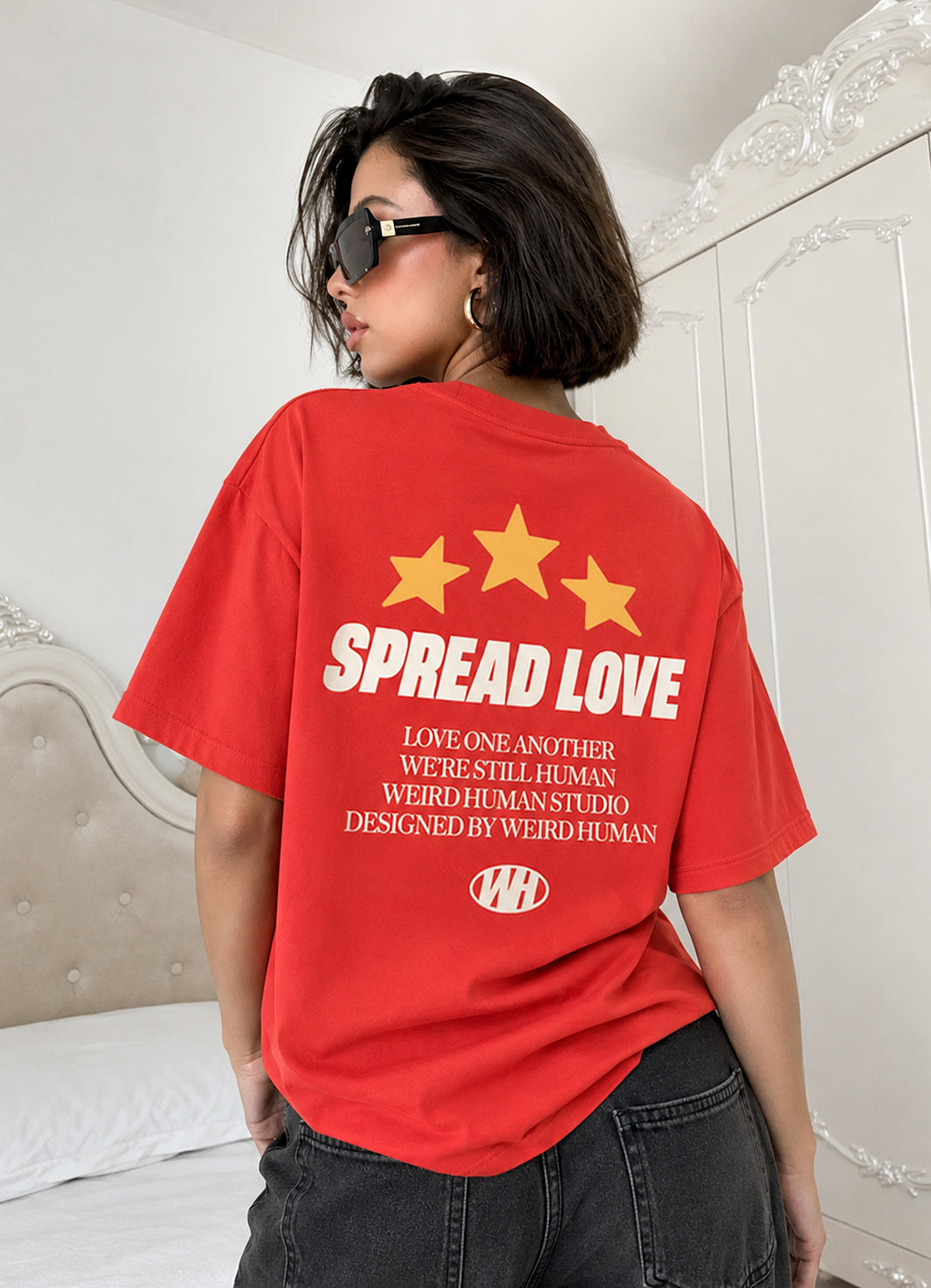 SPREAD LOVE OVERSIZED TSHIRT